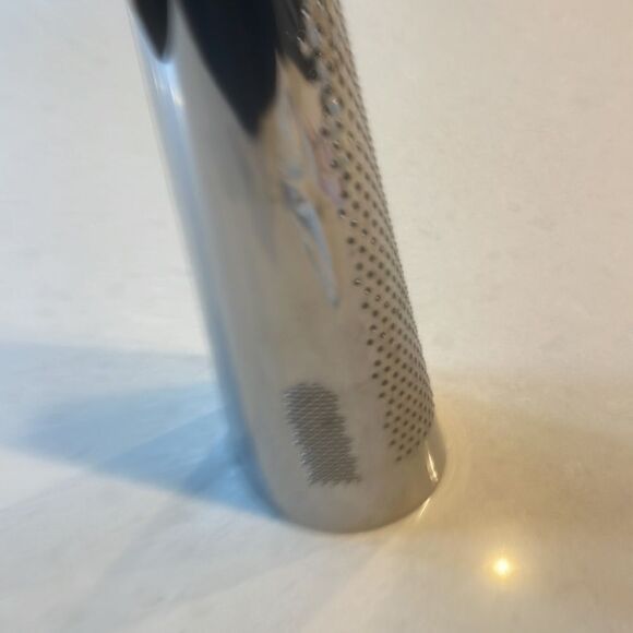 Alessi cheese grater excellent condition works great and looks even better cool! - Picture 5 of 8